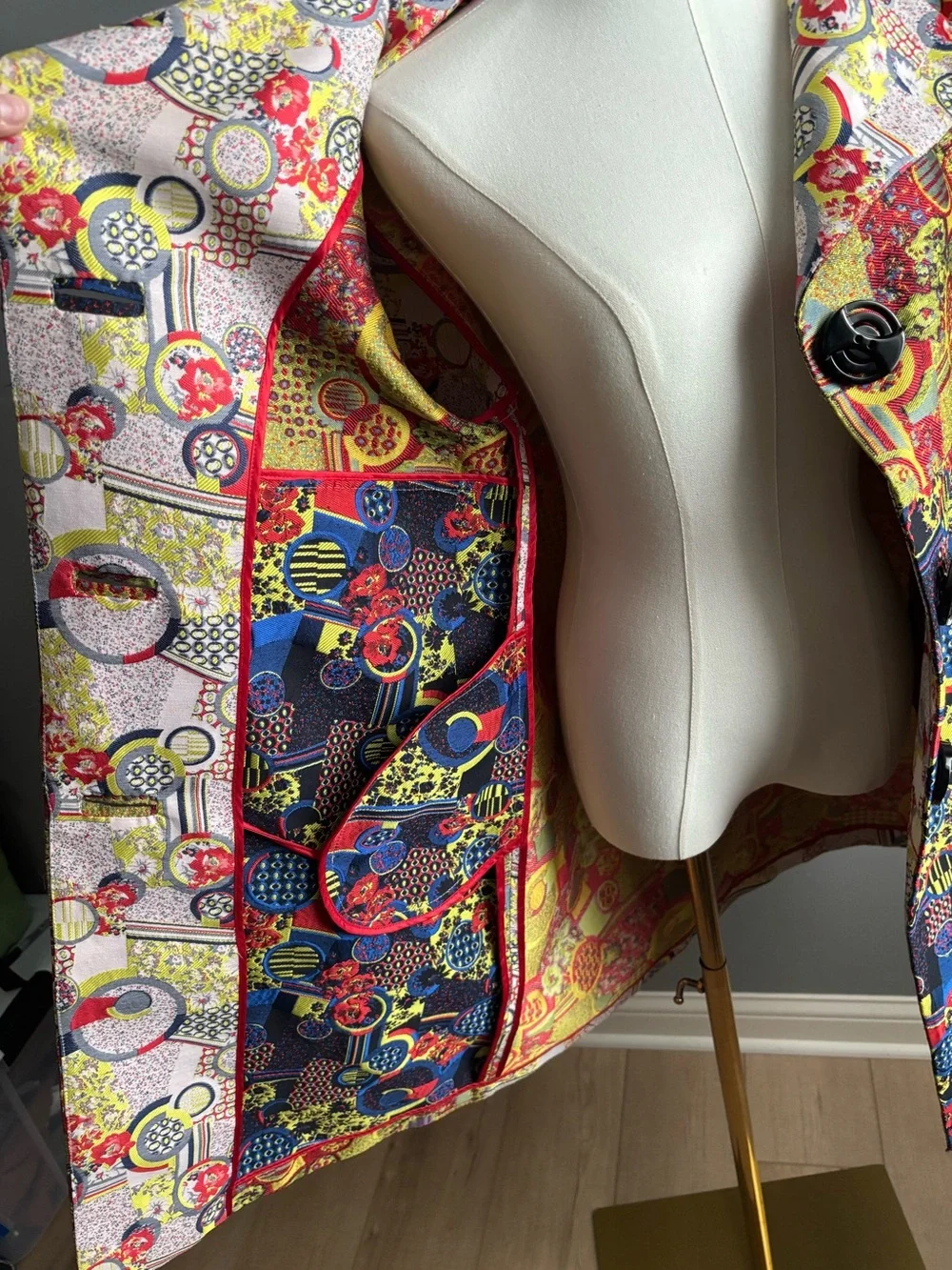 An Ren Vintage Multi Color Geometric Floral Print Wearable Art Mid Length Coat